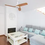Acogedor Adosado Con Piscina Solo Familias Y Parejas