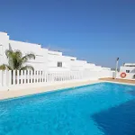 Acogedor Adosado Con Piscina Solo Familias Y Parejas Сasa de vacaciones *